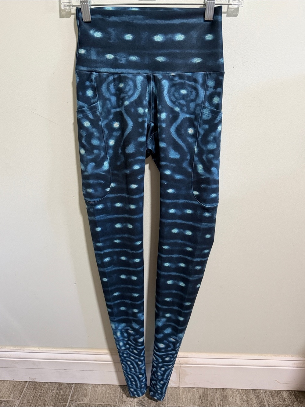 Waterlust WHALE SHARK WARRIOR LEGGINGS Size XS